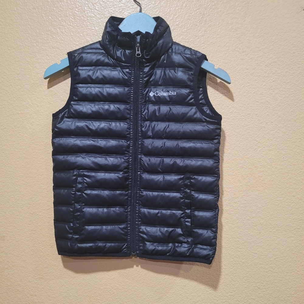 Columbia  vests